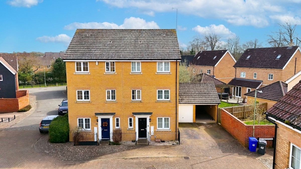 Hornbeam Avenue, Red Lodge, IP28
