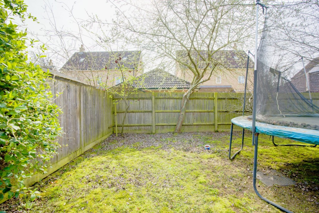 Hornbeam Avenue, Red Lodge, IP28