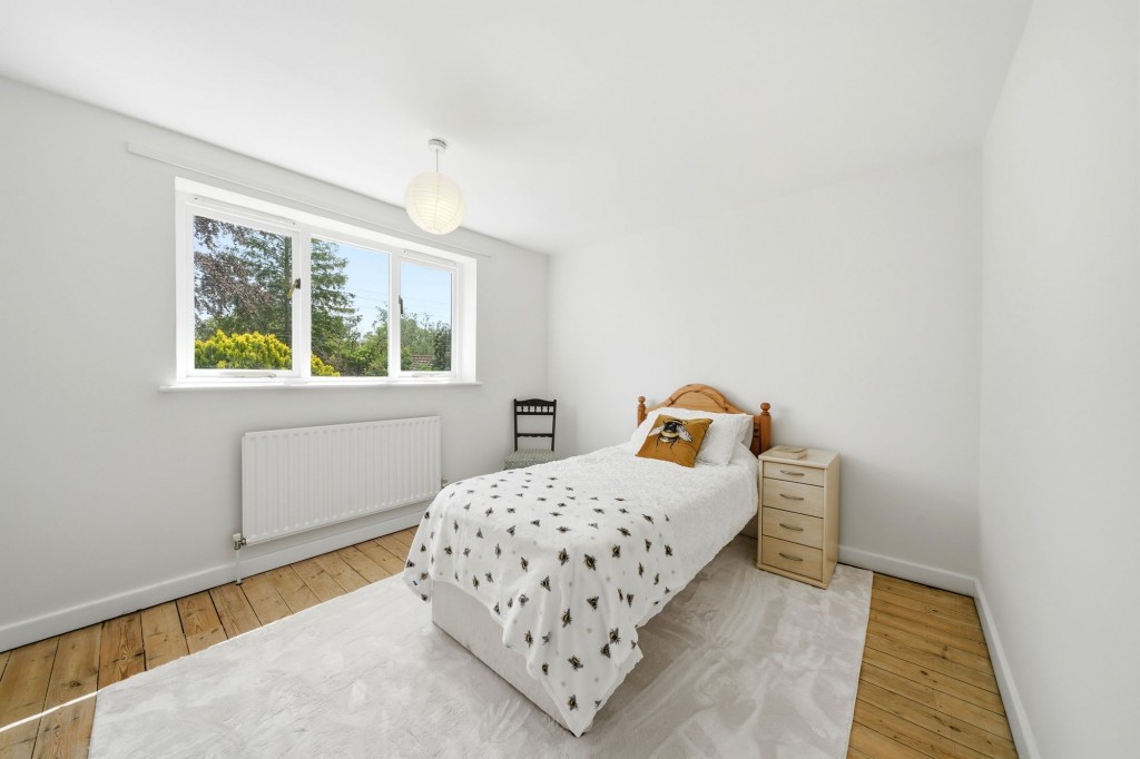 Willow Grove, Lode, CB25