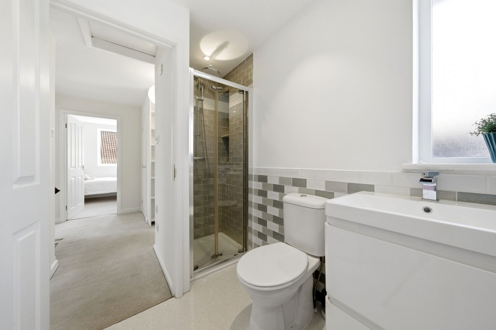 Willow Grove, Lode, CB25
