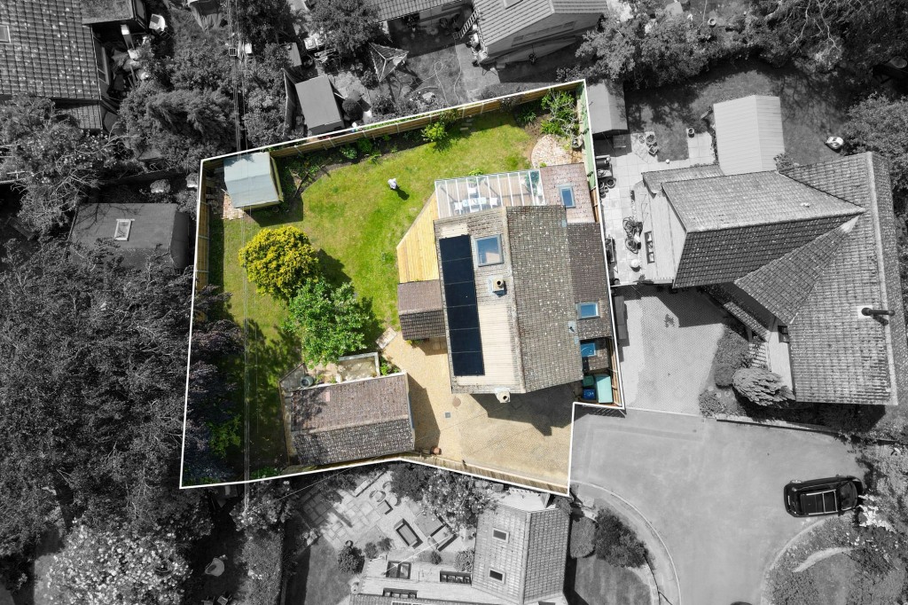 Willow Grove, Lode, CB25