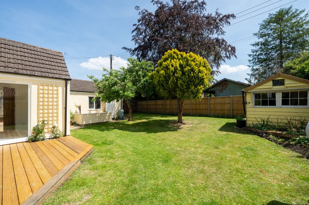 Willow Grove, Lode, CB25