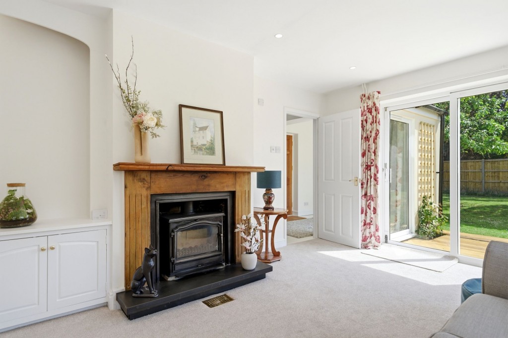 Willow Grove, Lode, CB25