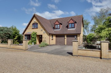 Glebe Gardens, Guyhirn, PE13