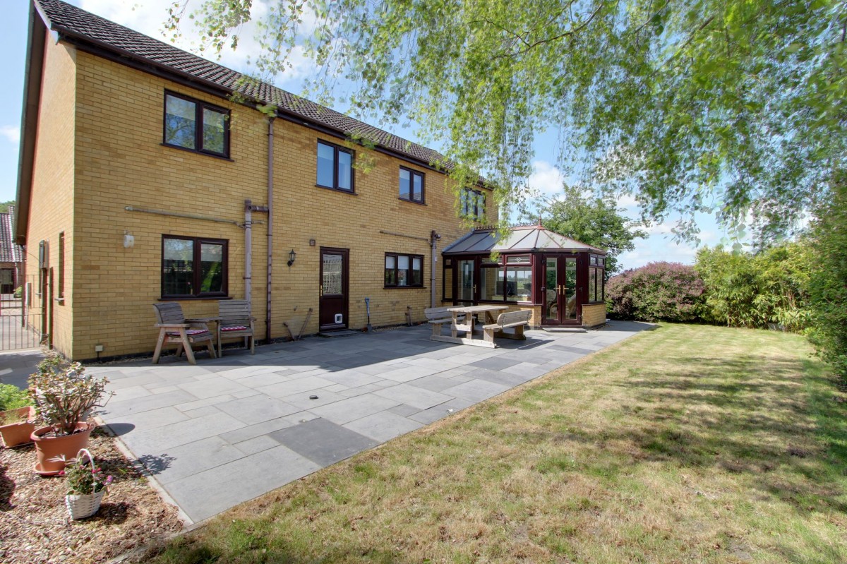 Glebe Gardens, Guyhirn, PE13