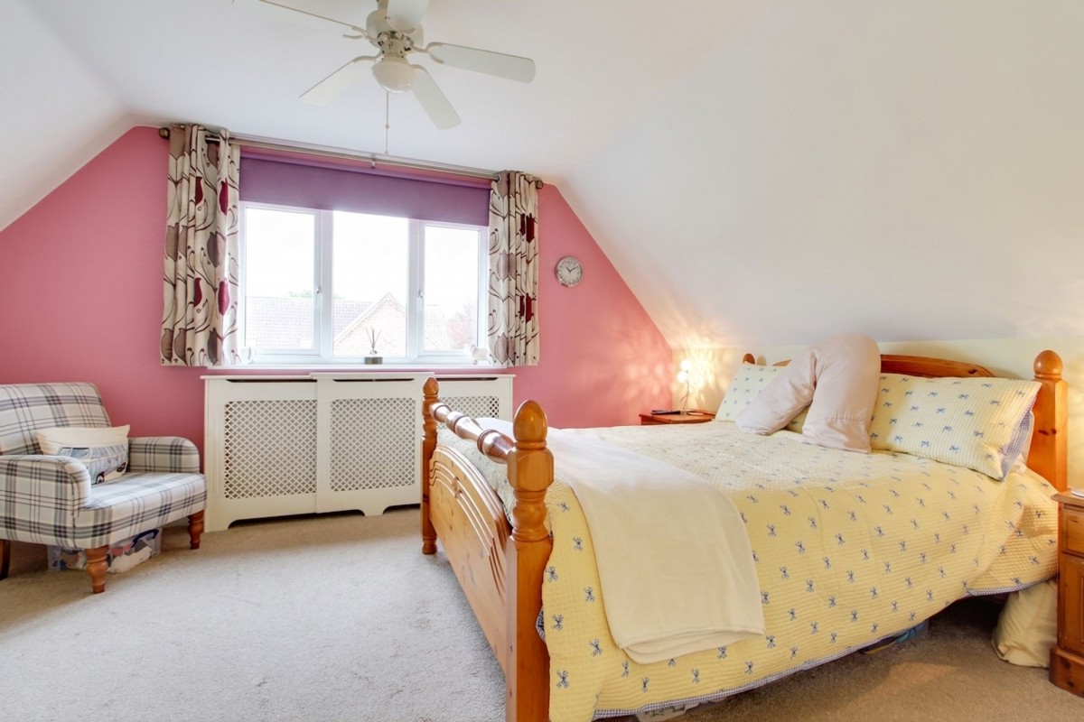 Glebe Gardens, Guyhirn, PE13