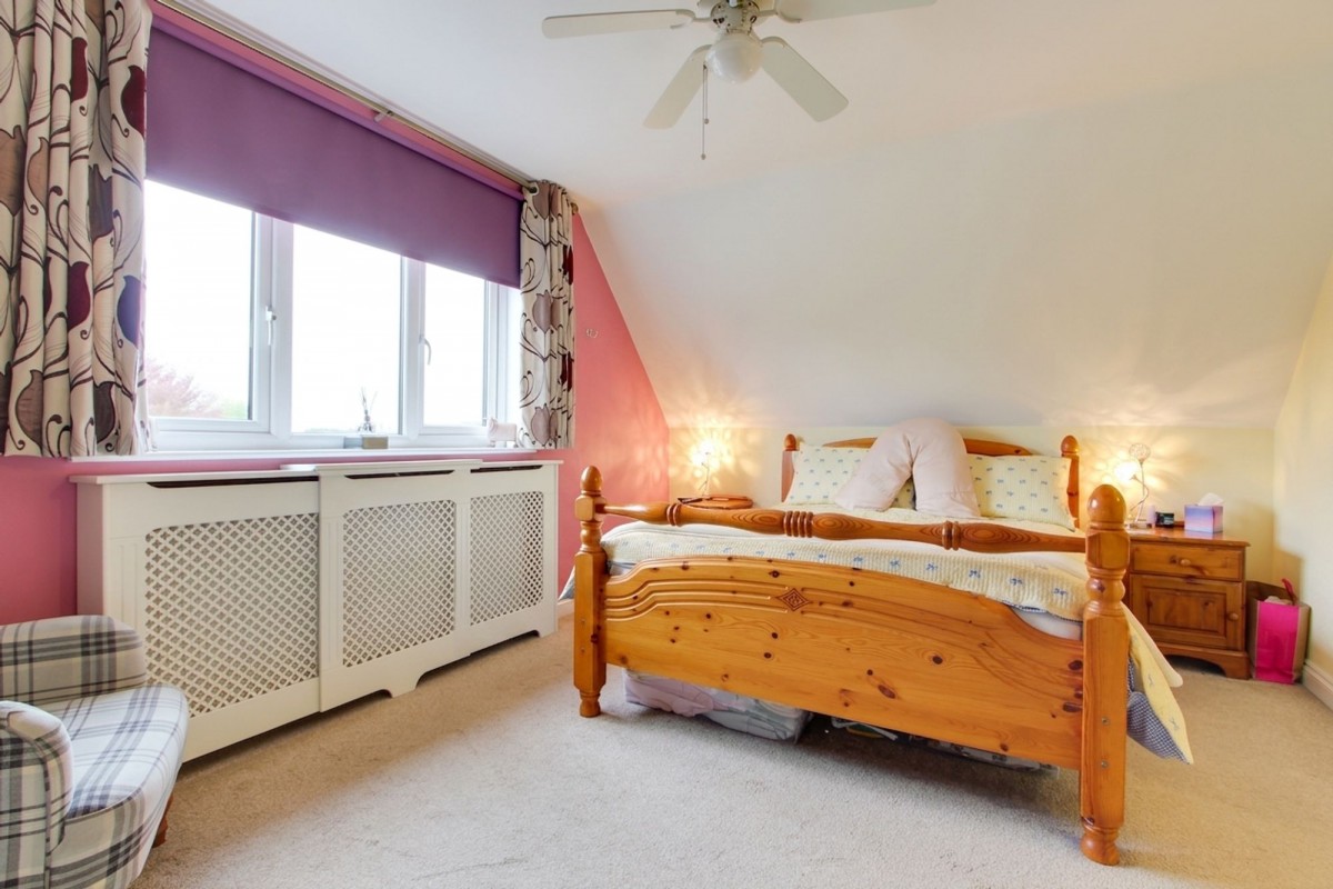 Glebe Gardens, Guyhirn, PE13