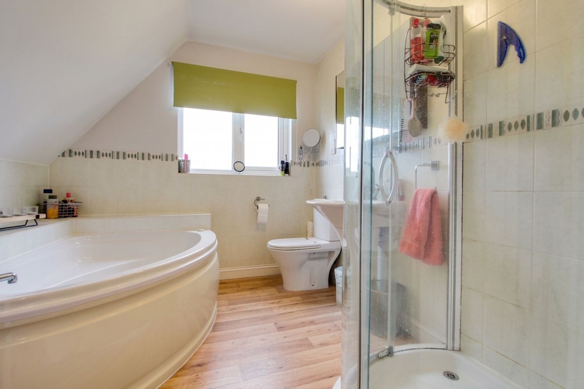 Glebe Gardens, Guyhirn, PE13