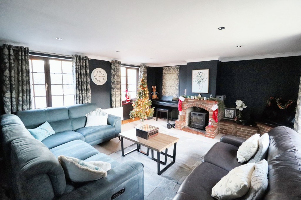 High Street, Wilburton, CB6