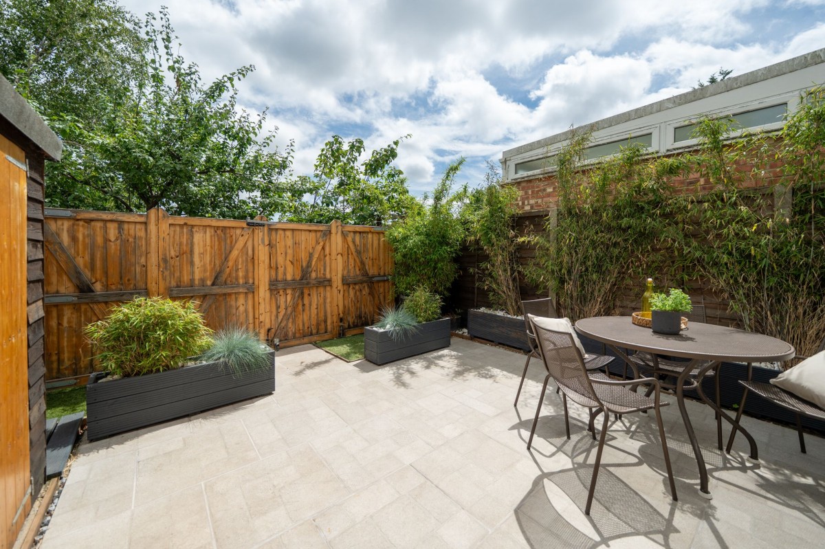 Silverwood Close, Cambridge, CB1