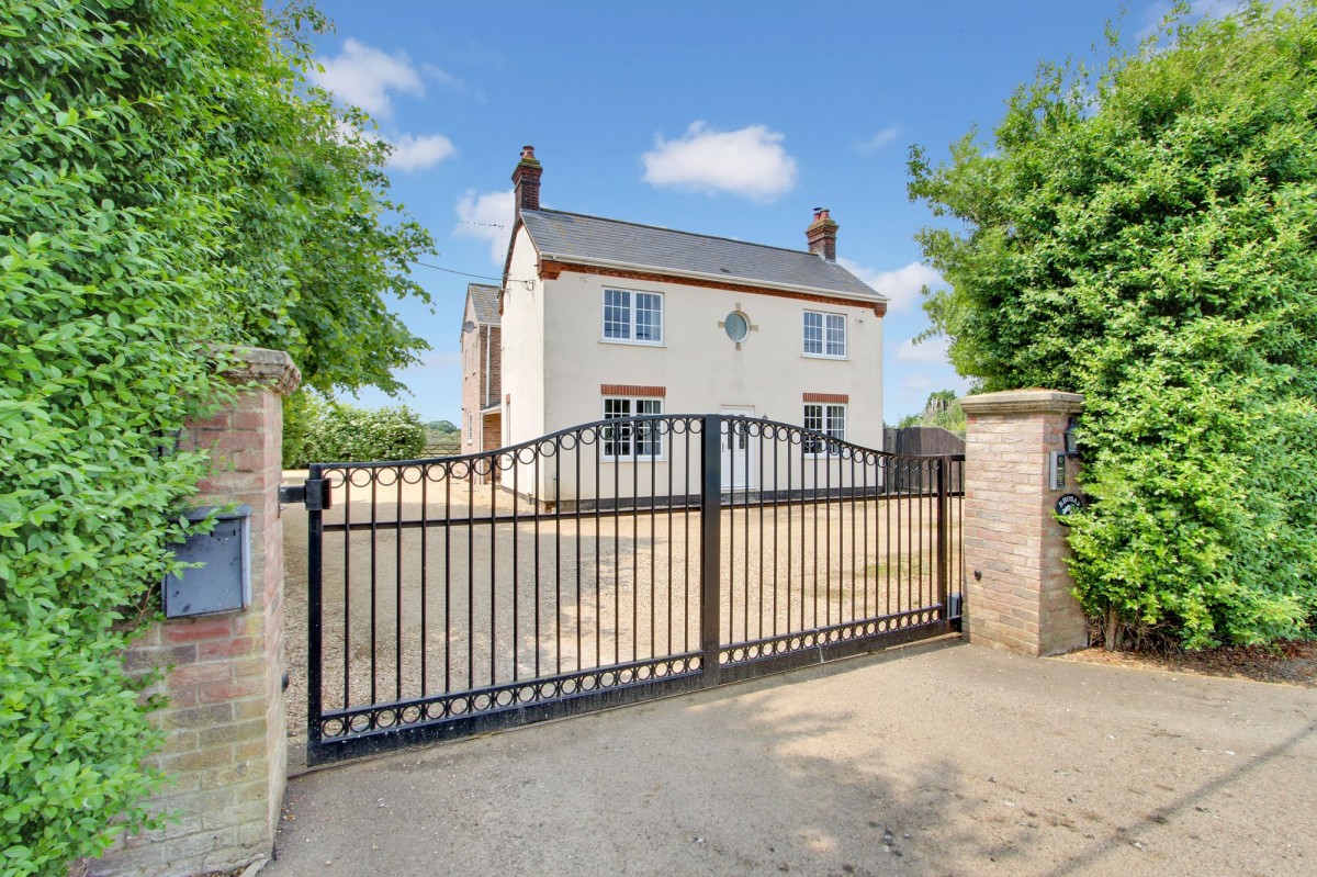 Middle Drove, St. Johns Fen End, PE14