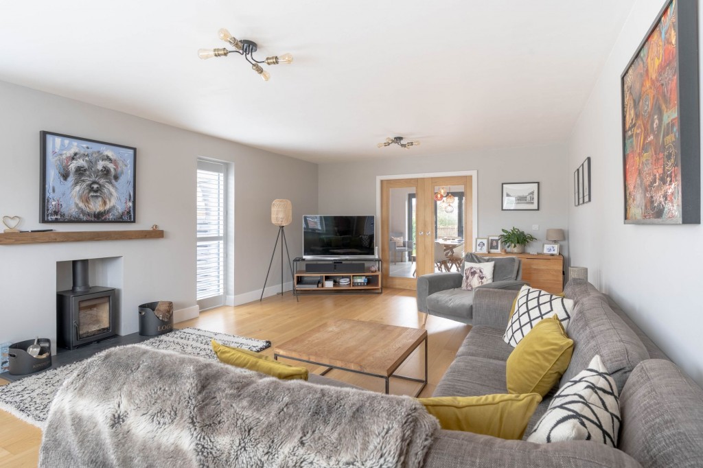 The Lanes, Over, CB24