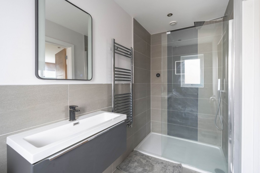 The Lanes, Over, CB24