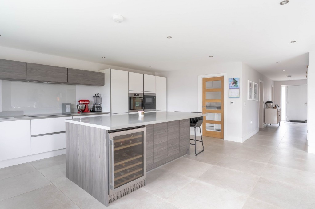 The Lanes, Over, CB24