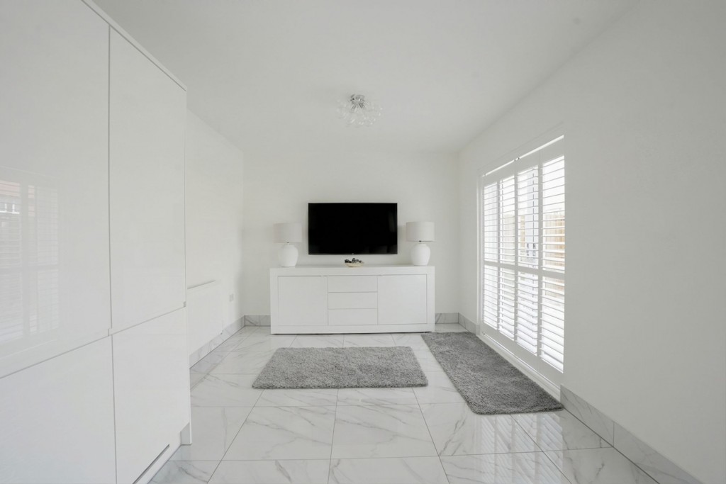 Honeysuckle Way, Exning, CB8