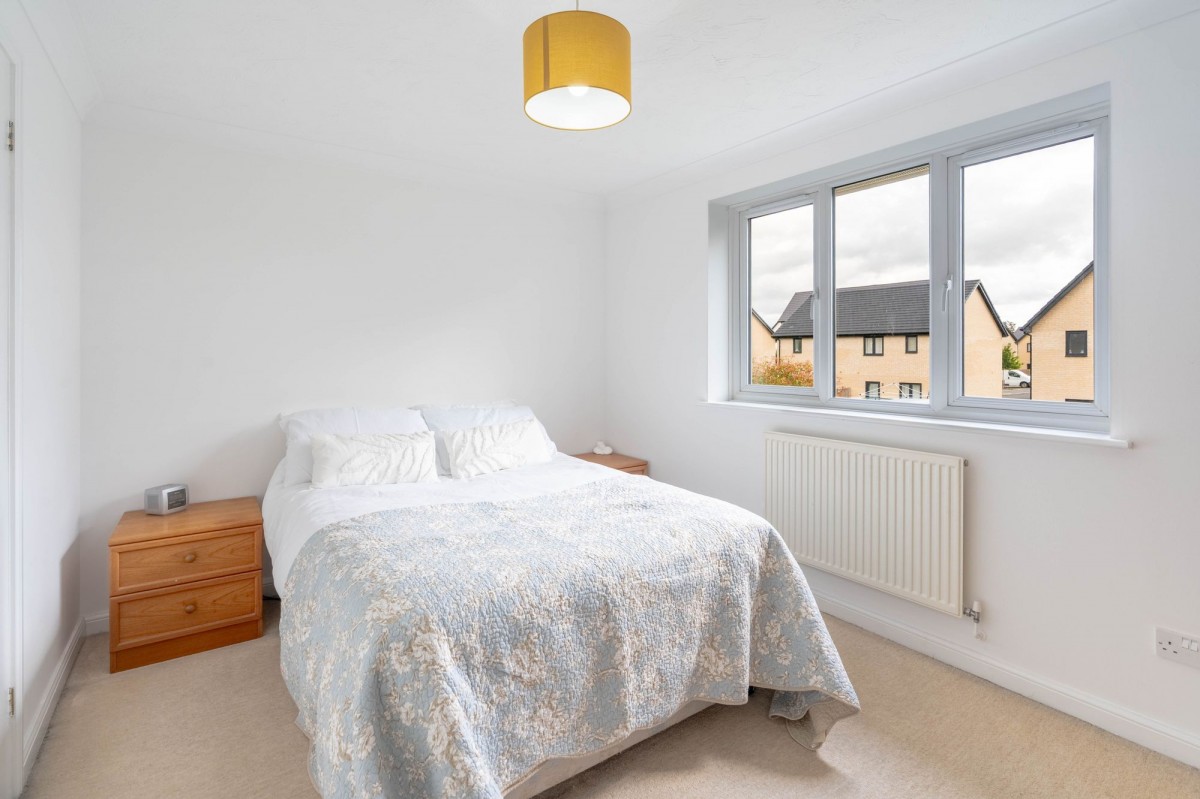 Pippin Close, Over, CB24