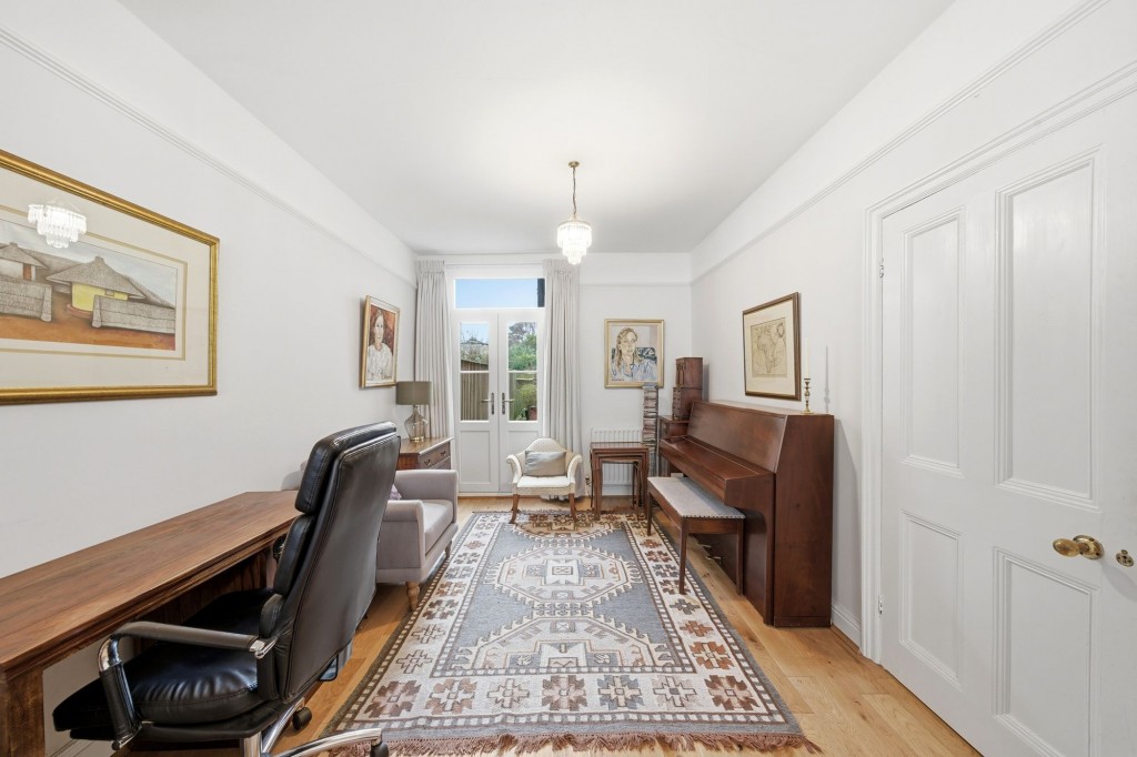 Eltisley Avenue, Cambridge, CB3