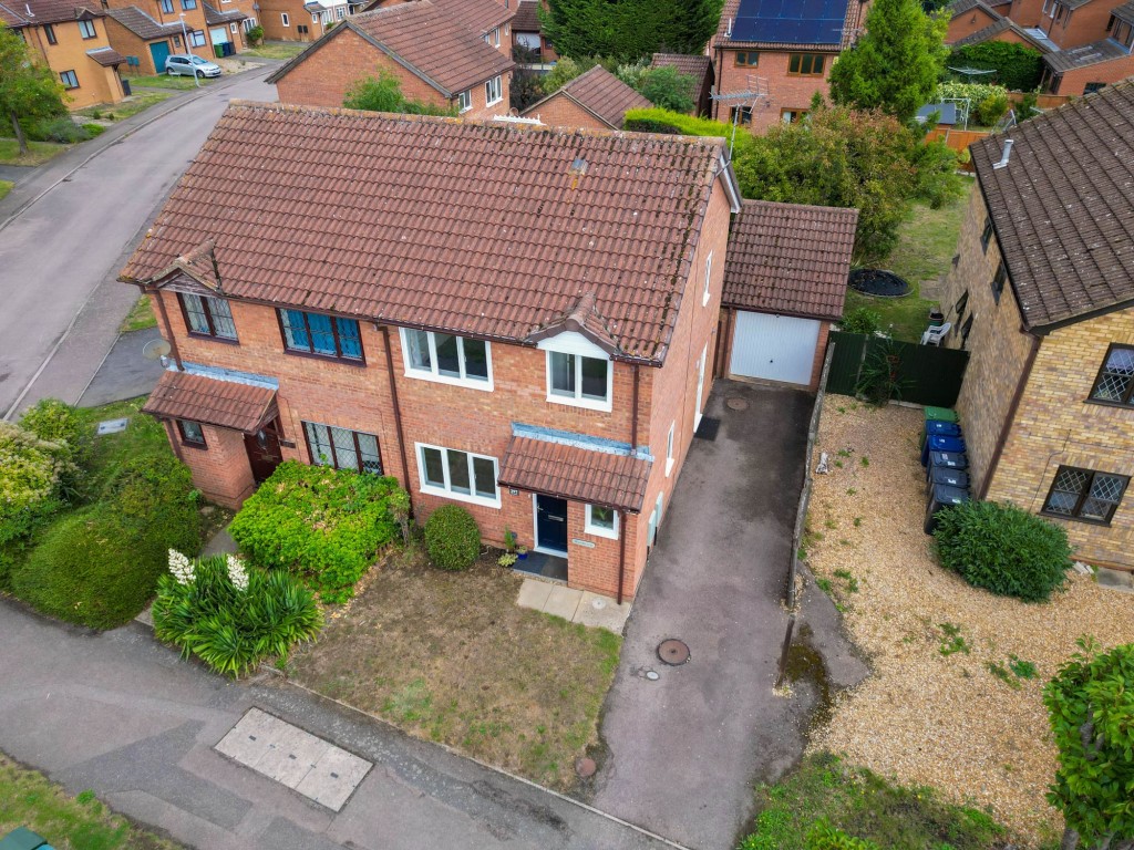 The Rowans, Milton, CB24