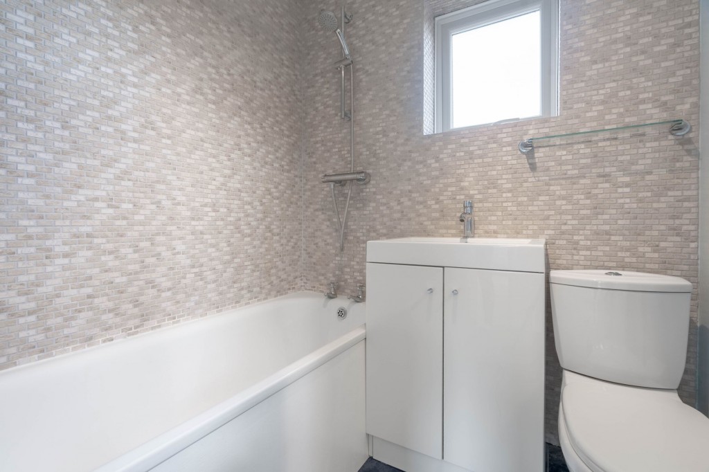 The Rowans, Milton, CB24