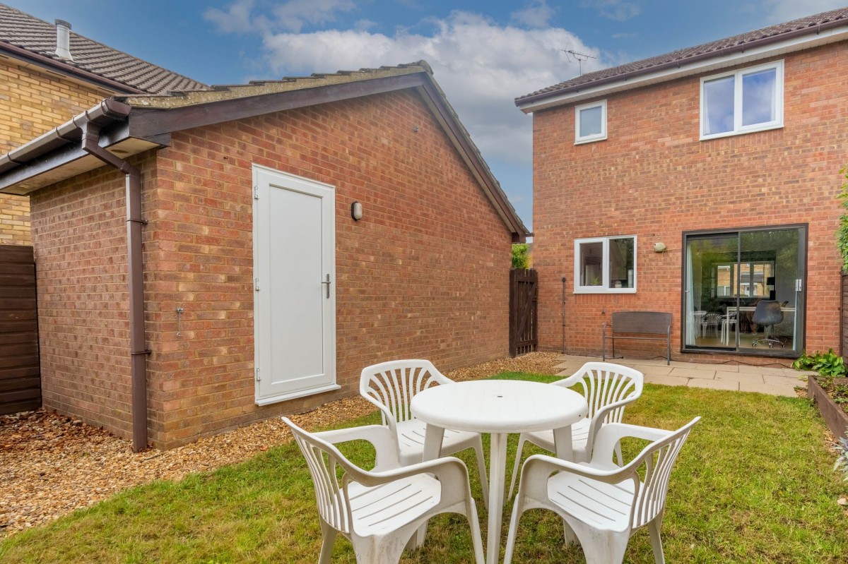 The Rowans, Milton, CB24