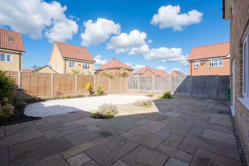 Daisy Drive, Isleham, CB7