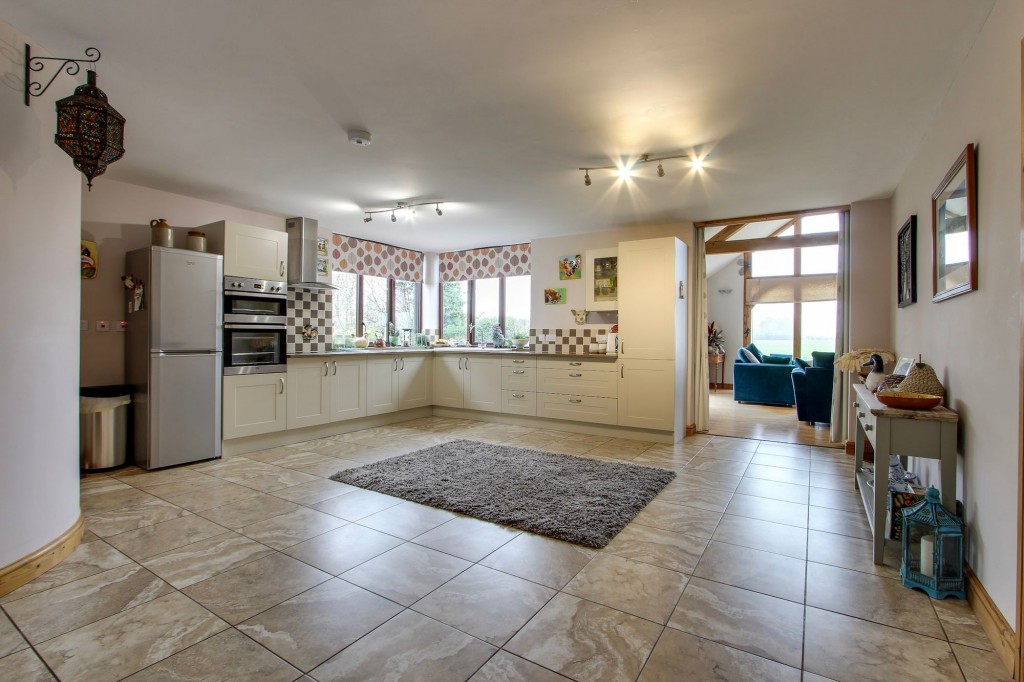 Chequers Corner, Emneth, PE14