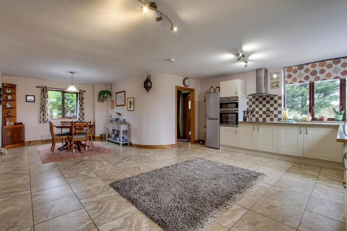 Chequers Corner, Emneth, PE14