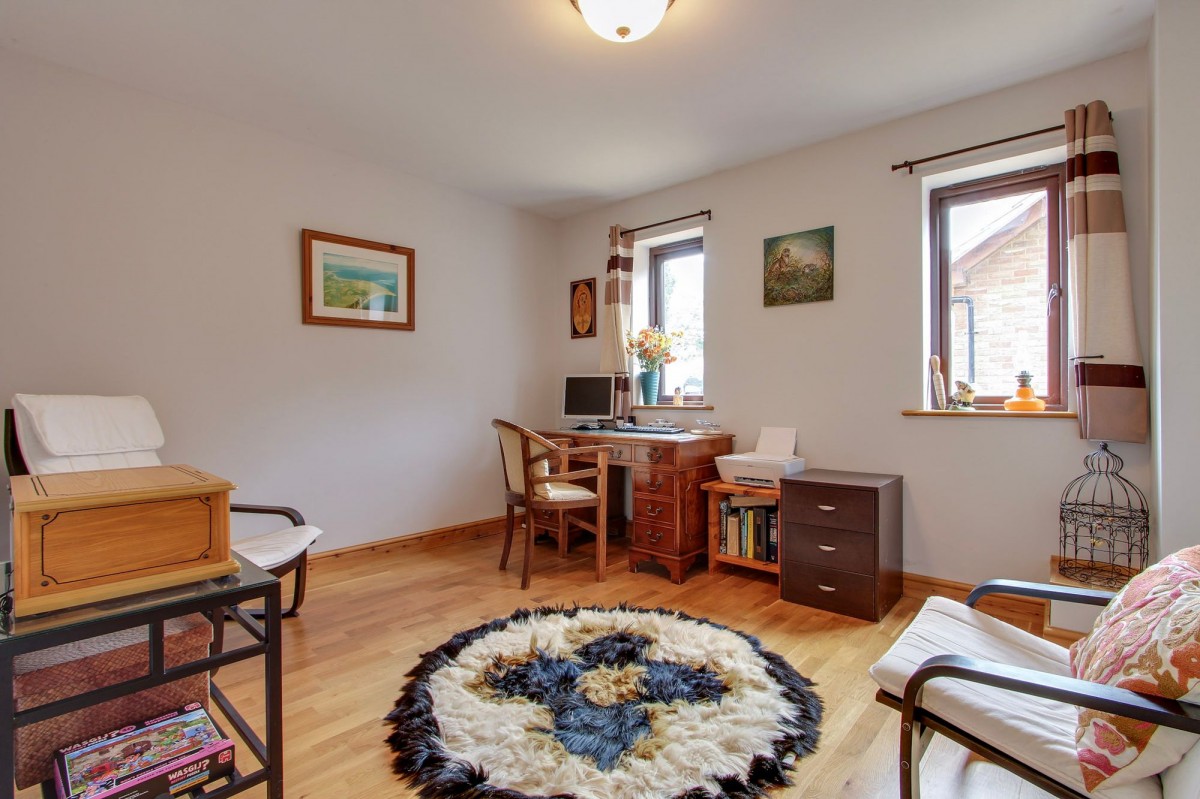 Chequers Corner, Emneth, PE14