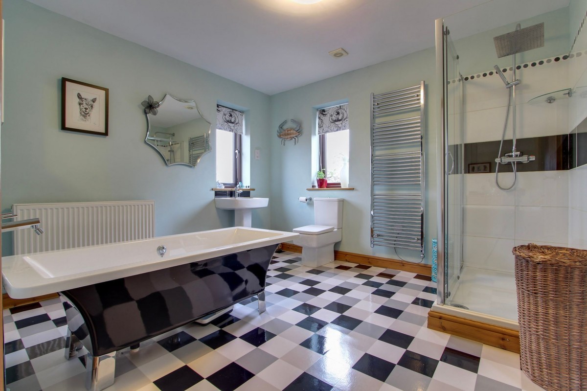 Chequers Corner, Emneth, PE14