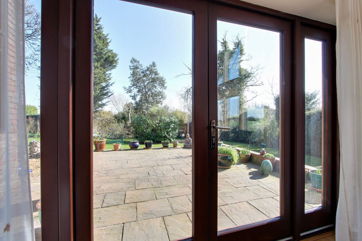 Chequers Corner, Emneth, PE14