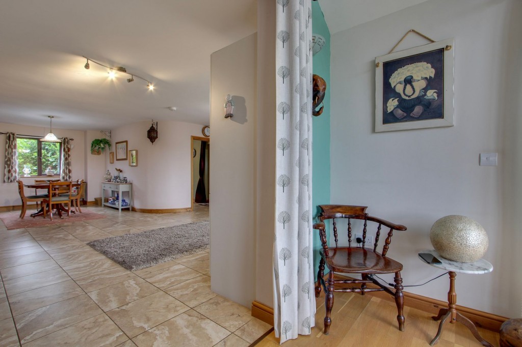 Chequers Corner, Emneth, PE14