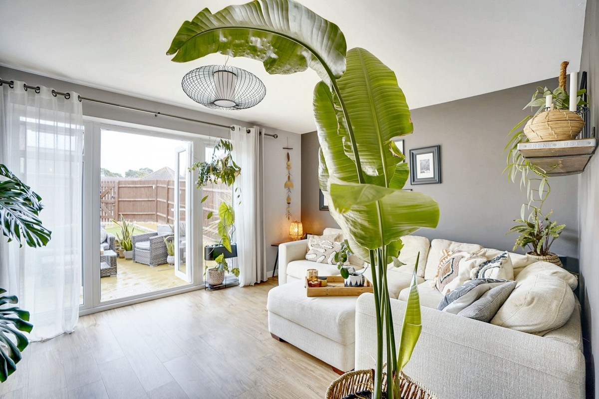 Peppermint Walk, Red Lodge, IP28