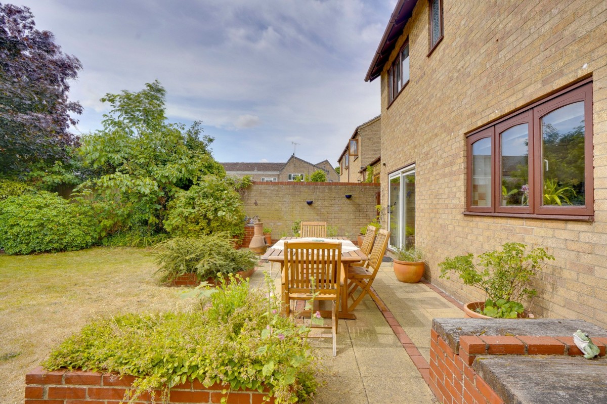 Noel Murless Drive, Newmarket, CB8