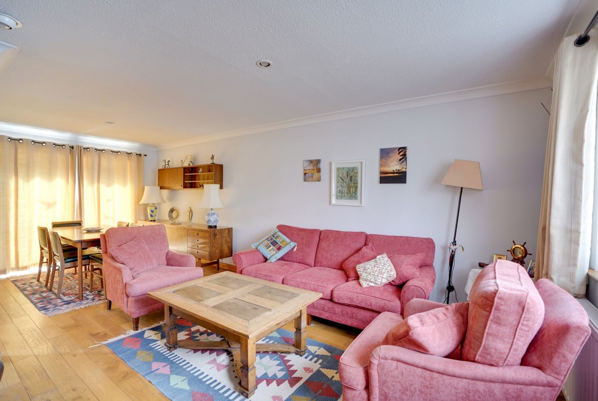 Noel Murless Drive, Newmarket, CB8