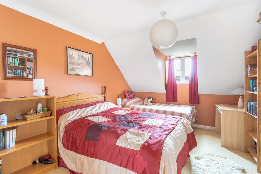 Meridian Close, Hardwick, CB23