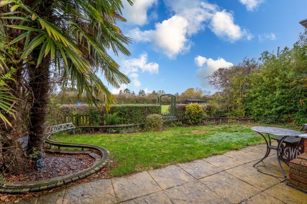 Meridian Close, Hardwick, CB23