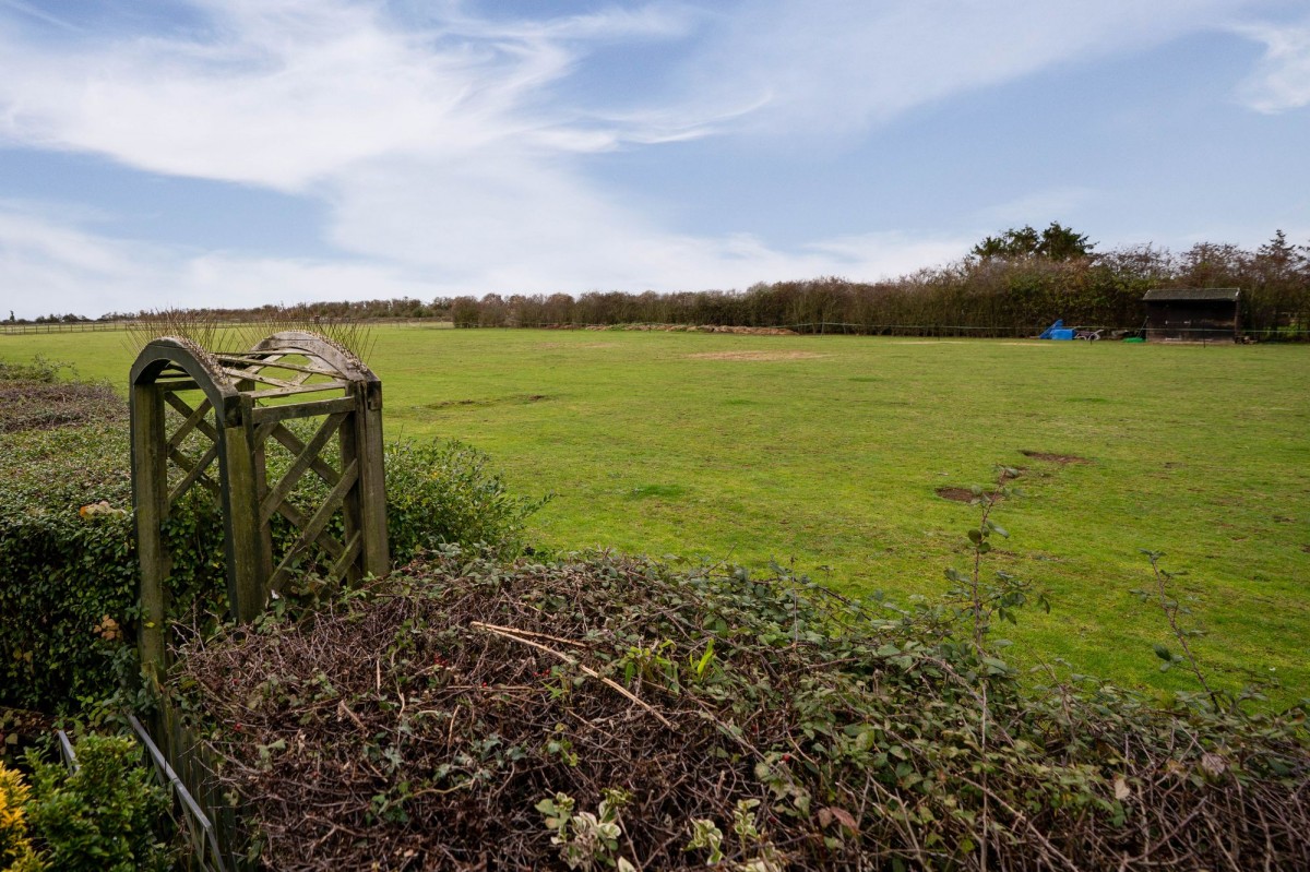 Meridian Close, Hardwick, CB23