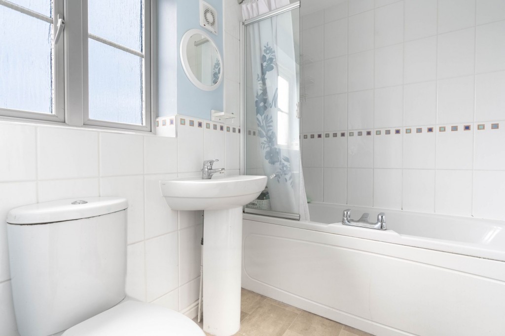 Meridian Close, Hardwick, CB23