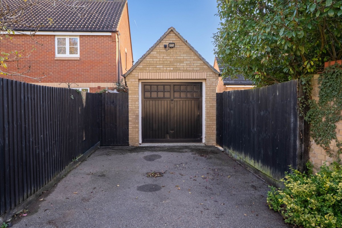 Pyrethrum Way, Willingham, CB24