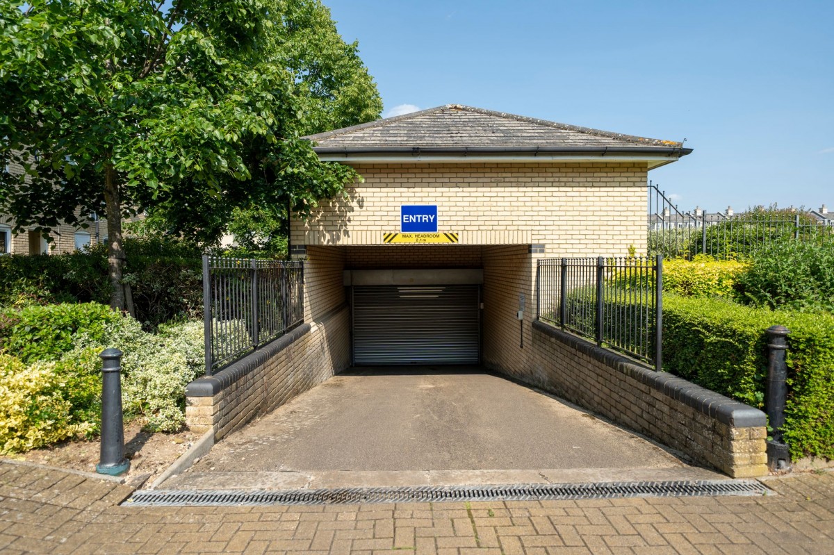 St. Matthews Gardens, Cambridge, CB1