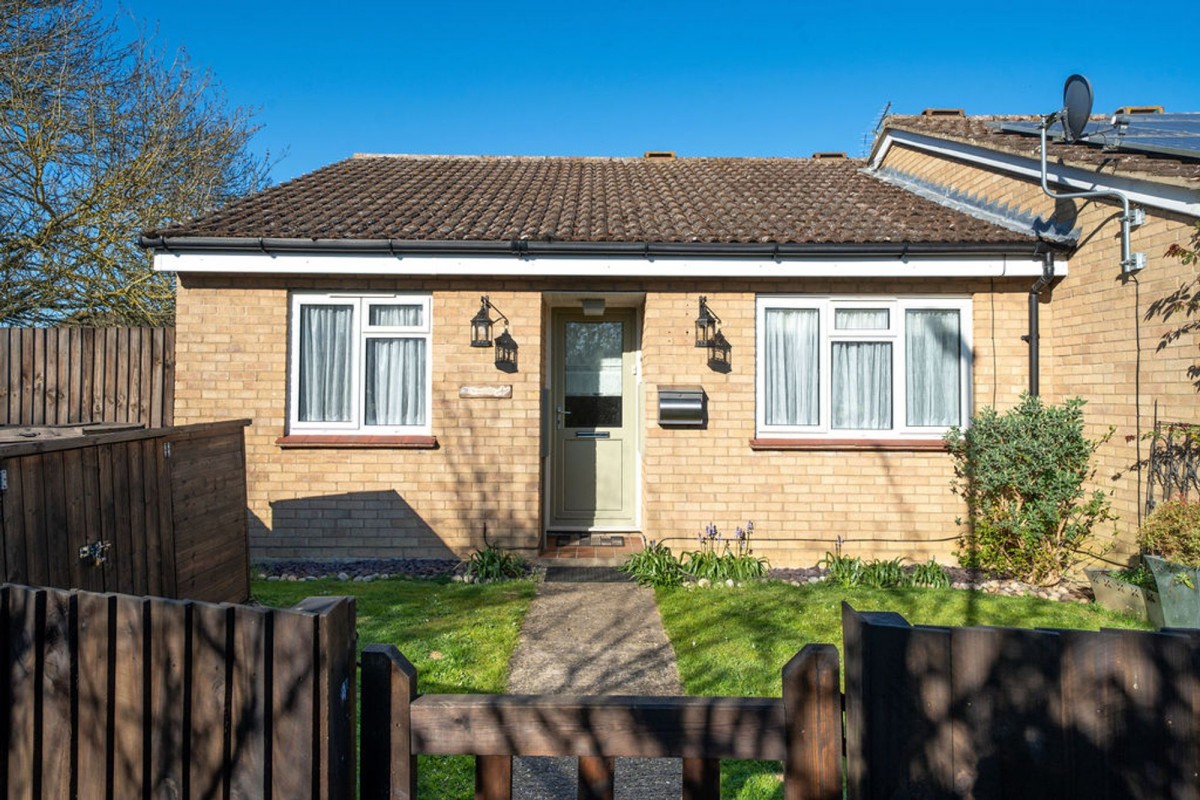 The Doles, Over, CB24