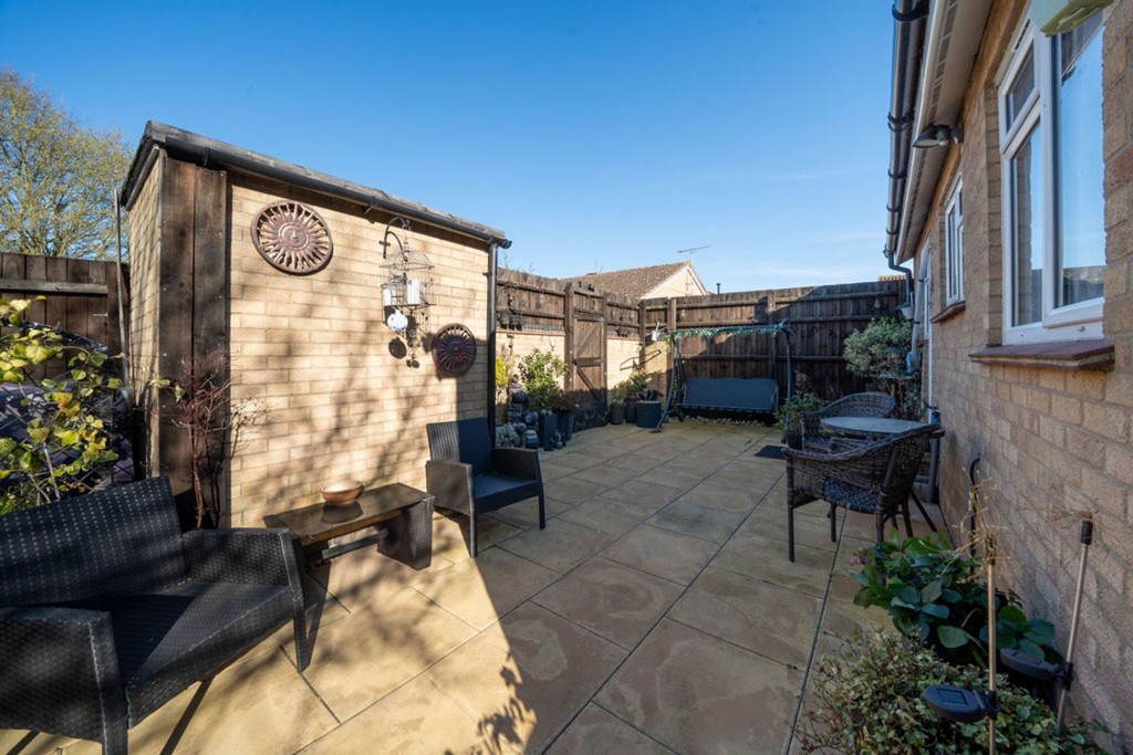 The Doles, Over, CB24