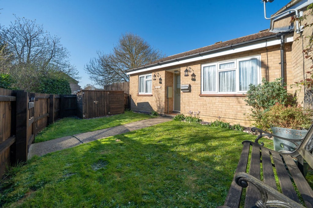 The Doles, Over, CB24