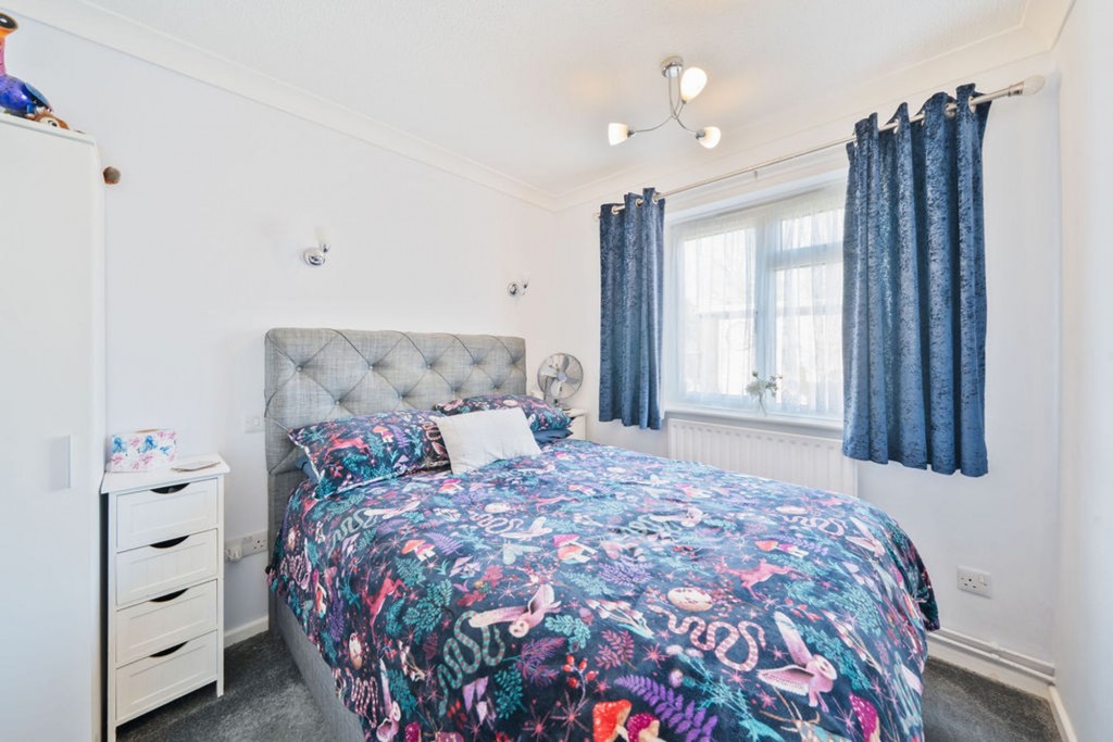 The Doles, Over, CB24