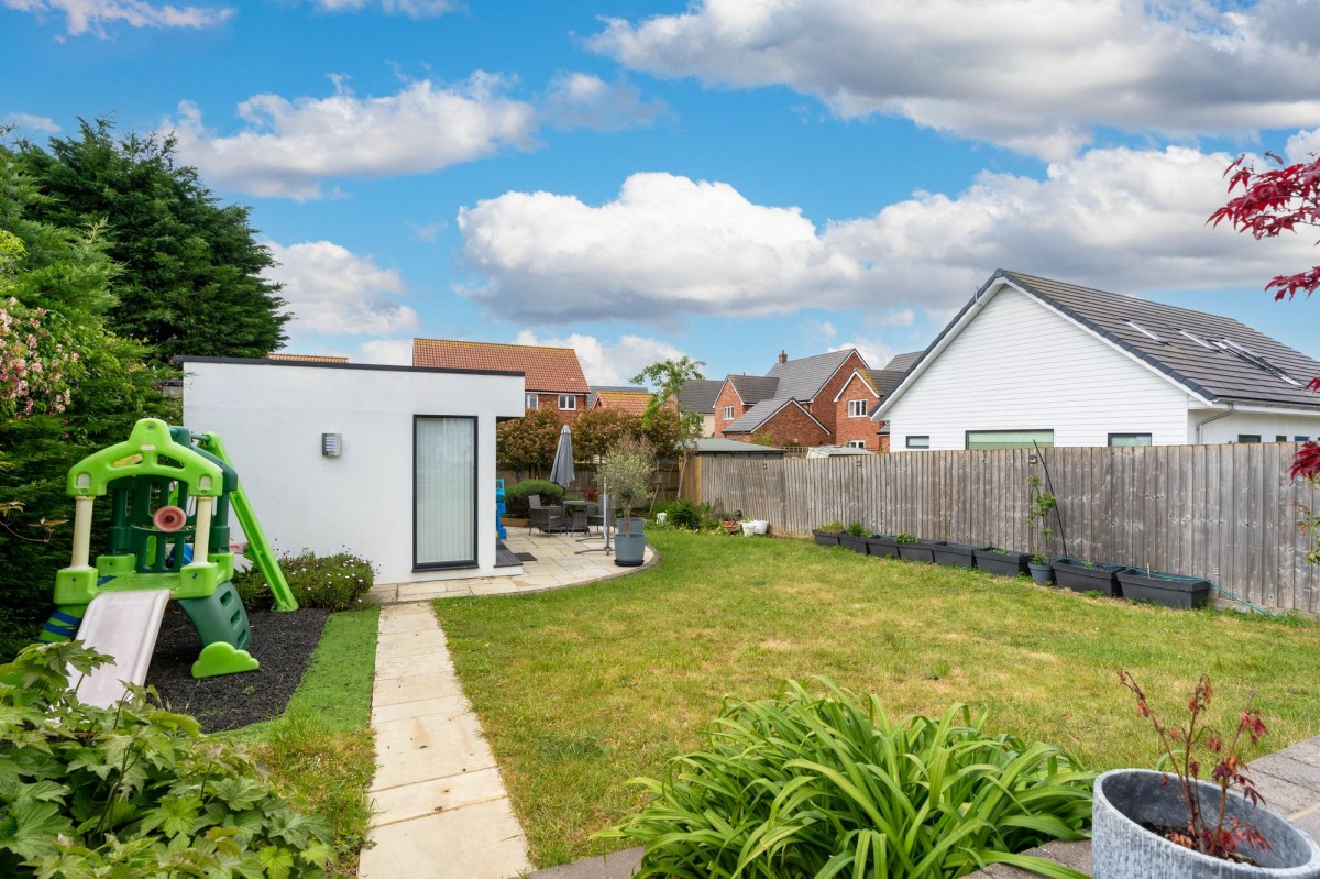 Cambridge Road, Balsham, CB21