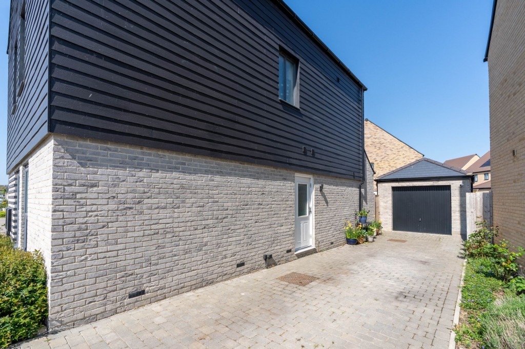 Parr Close, Northstowe, CB24