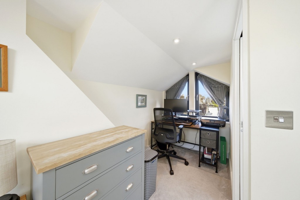 West View, Cambridge, CB3