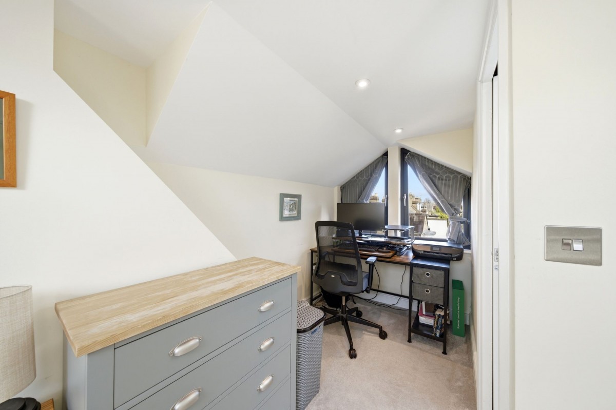 West View, Cambridge, CB3