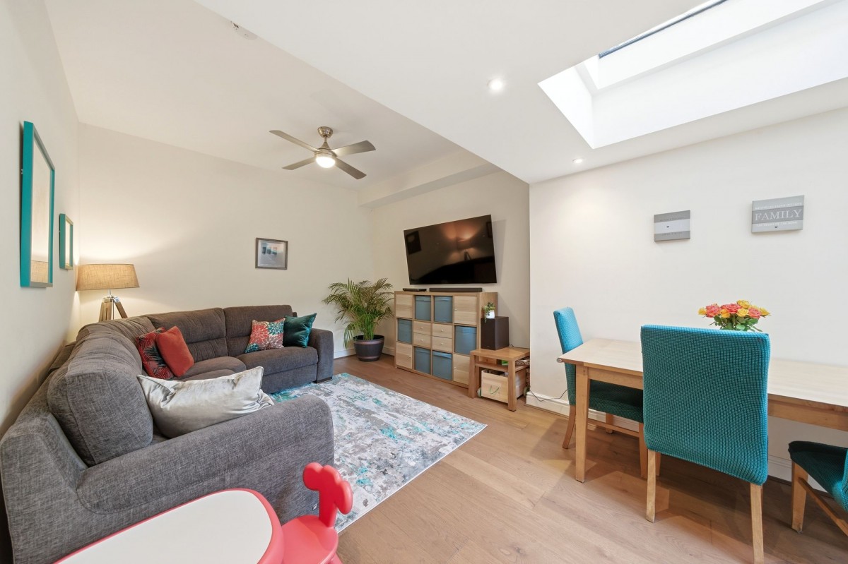 West View, Cambridge, CB3