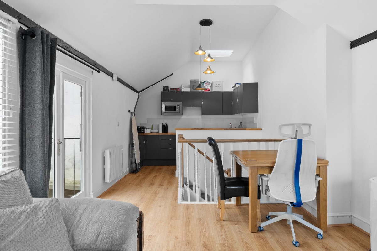 Holttums Yard, Linton, CB21